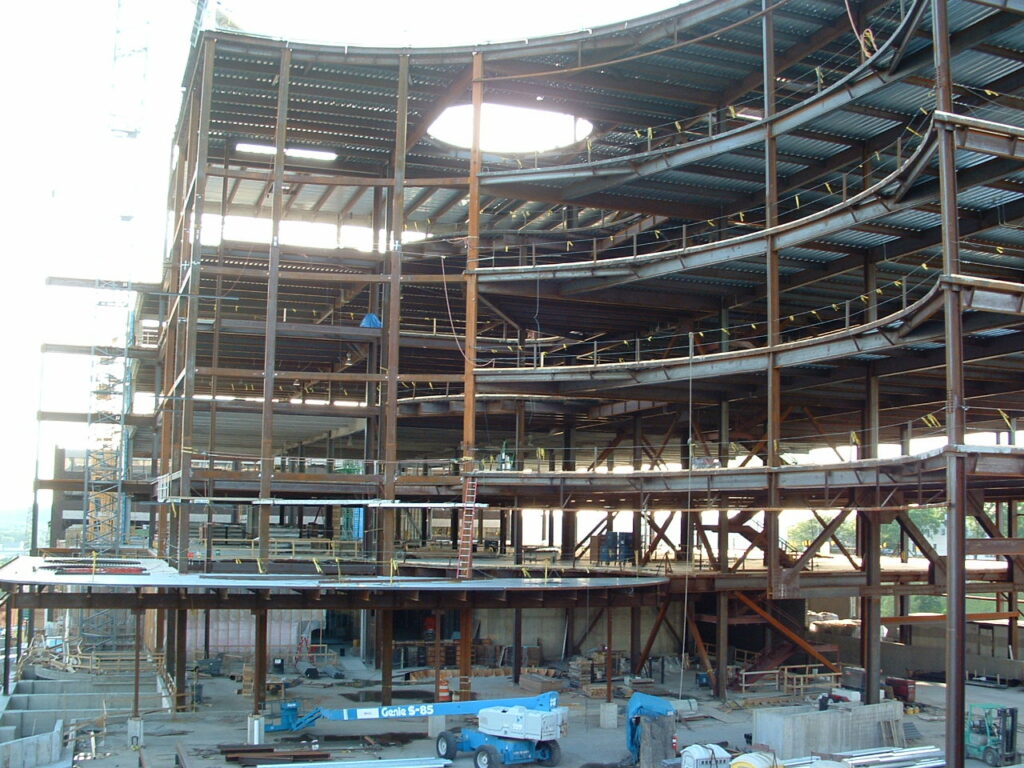 Lemmen-Holton Cancer Pavilion construction
